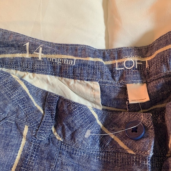 Loft blue and white striped linen shorts - Picture 2 of 4